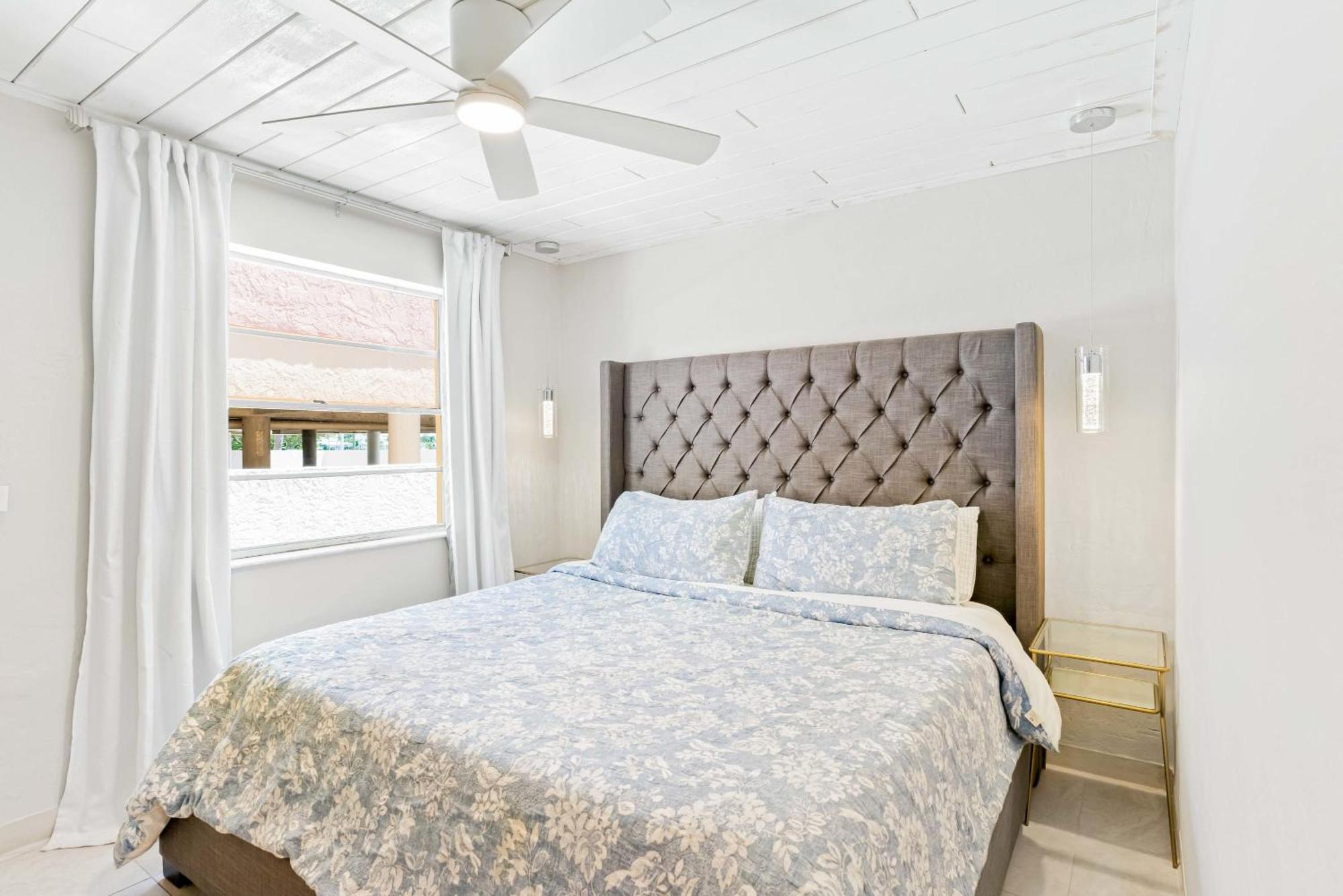 Beachside Retreat W Heated Pool Сейнт Пийт Бийч Екстериор снимка