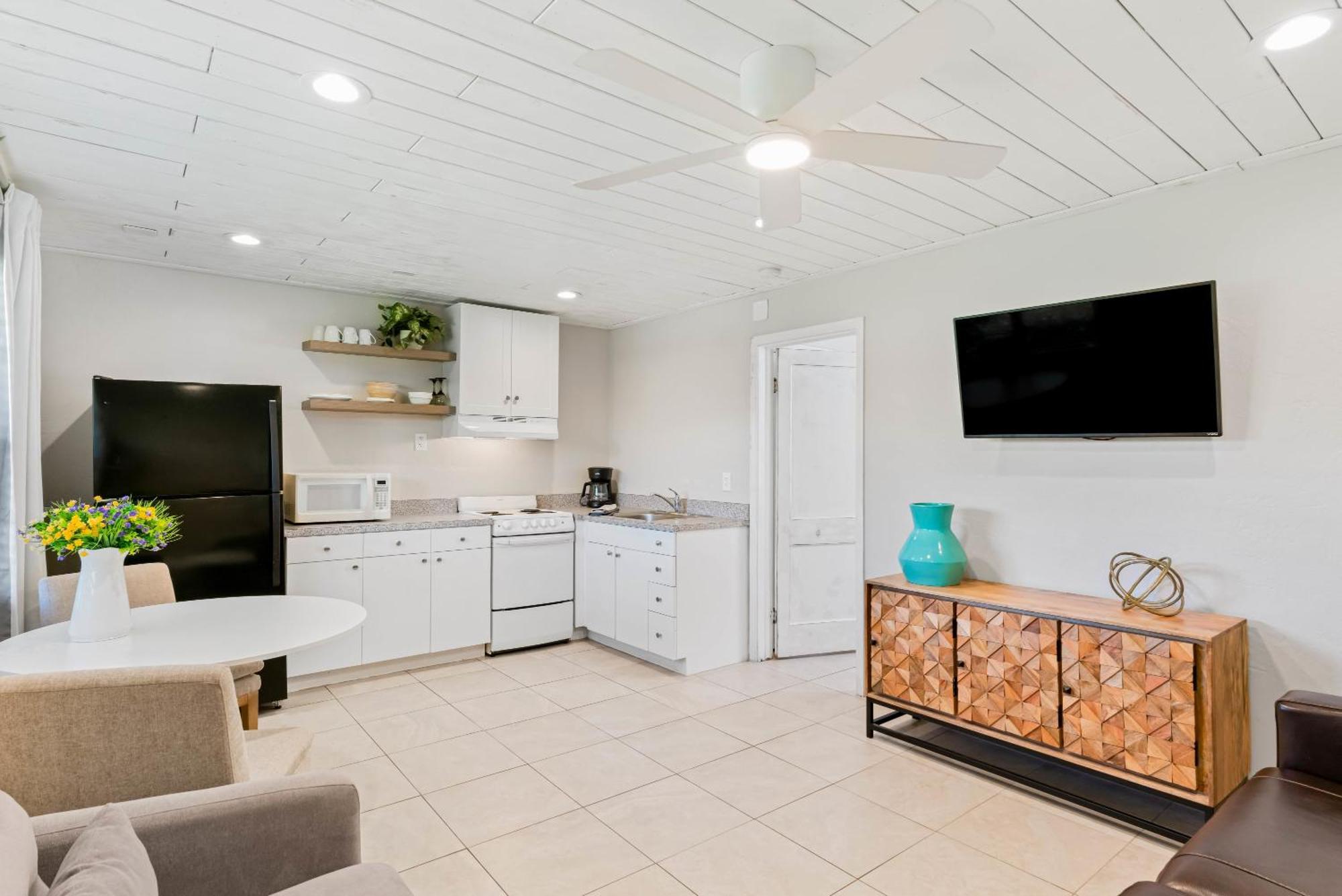 Beachside Retreat W Heated Pool Сейнт Пийт Бийч Екстериор снимка